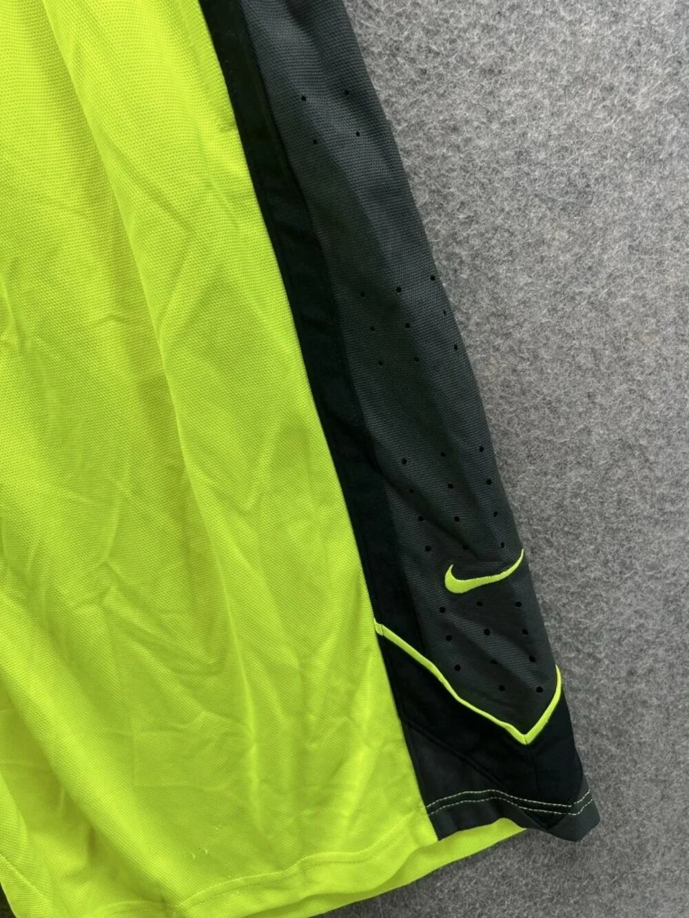 Nike Dri Fit Shorts Mens 2XL Yellow Black Basketball Mesh Colorblock 11 Inseam